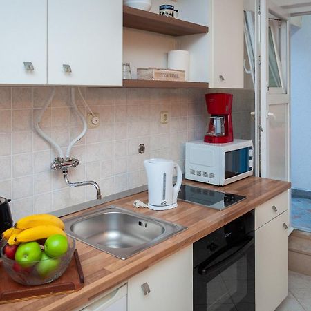 Classy Apartment Center สปลิท ภายนอก รูปภาพ